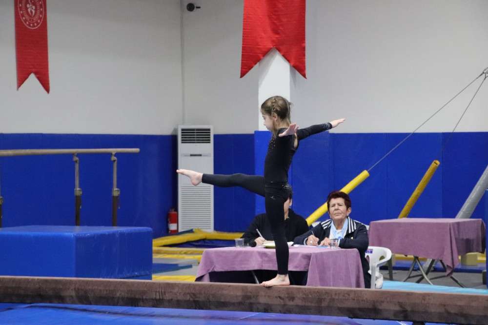 Adana'da, Cimnastik Sporunda Bir İlk!