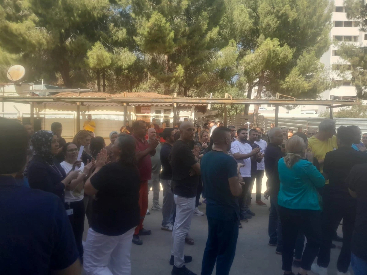 Balcalı Hastanesi’nde İş Bırakma Eylemi