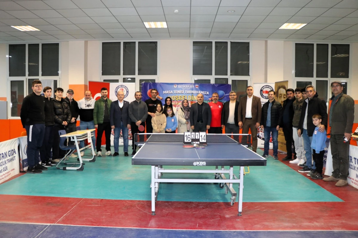 Eğitim-Bir-Sen'den &ouml;d&uuml;ll&uuml; 2. Masa Tenisi Turnuvası
