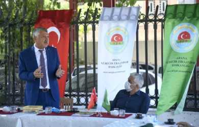 Başkan Zeydan Karalar çiftçinin sorunlarını dinledi   